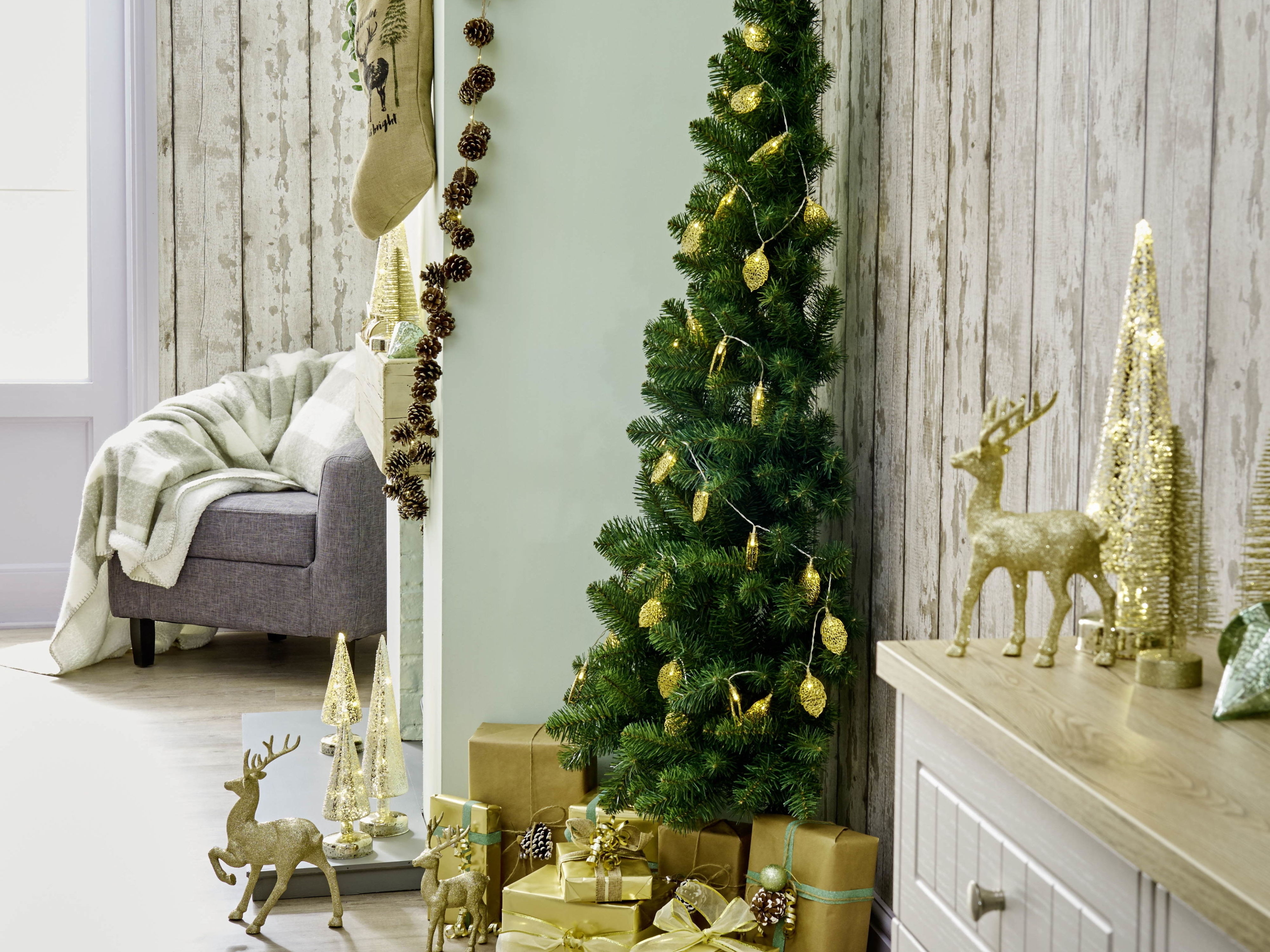 Half Christmas Tree: Gold Reindeer Space Saving Tree