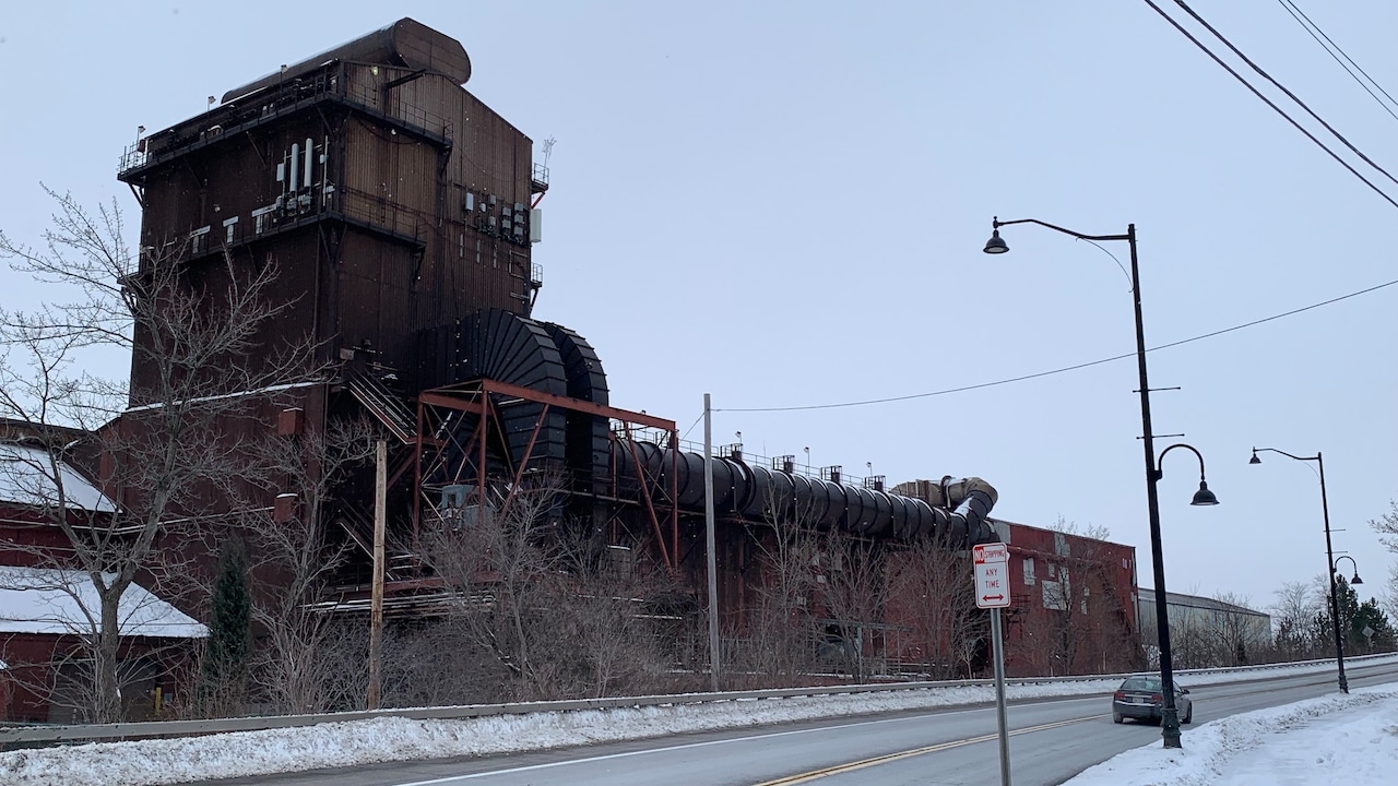 Industrial Complex: Snowy Steel Plant Architecture Design