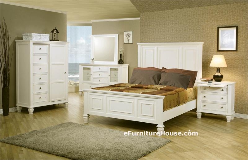 King Bed with Bun Feet and Pull Out Tray Master Suite Decor