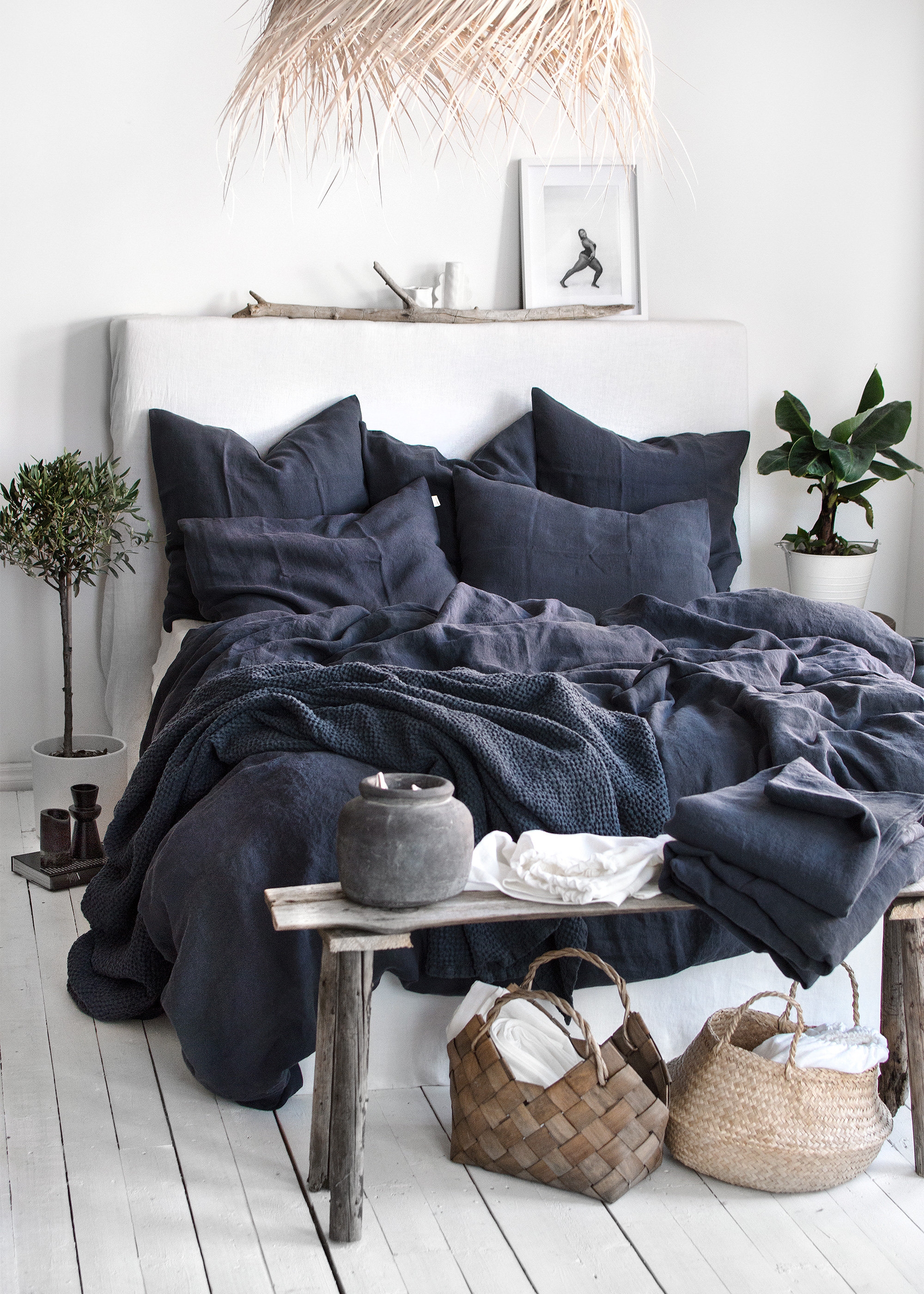 Linen Bedding Set Graphite Blue Linen Textured Layer