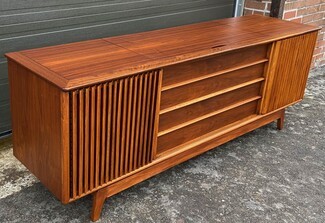 Media Console Slatted Doors Walnut Record Sideboard
