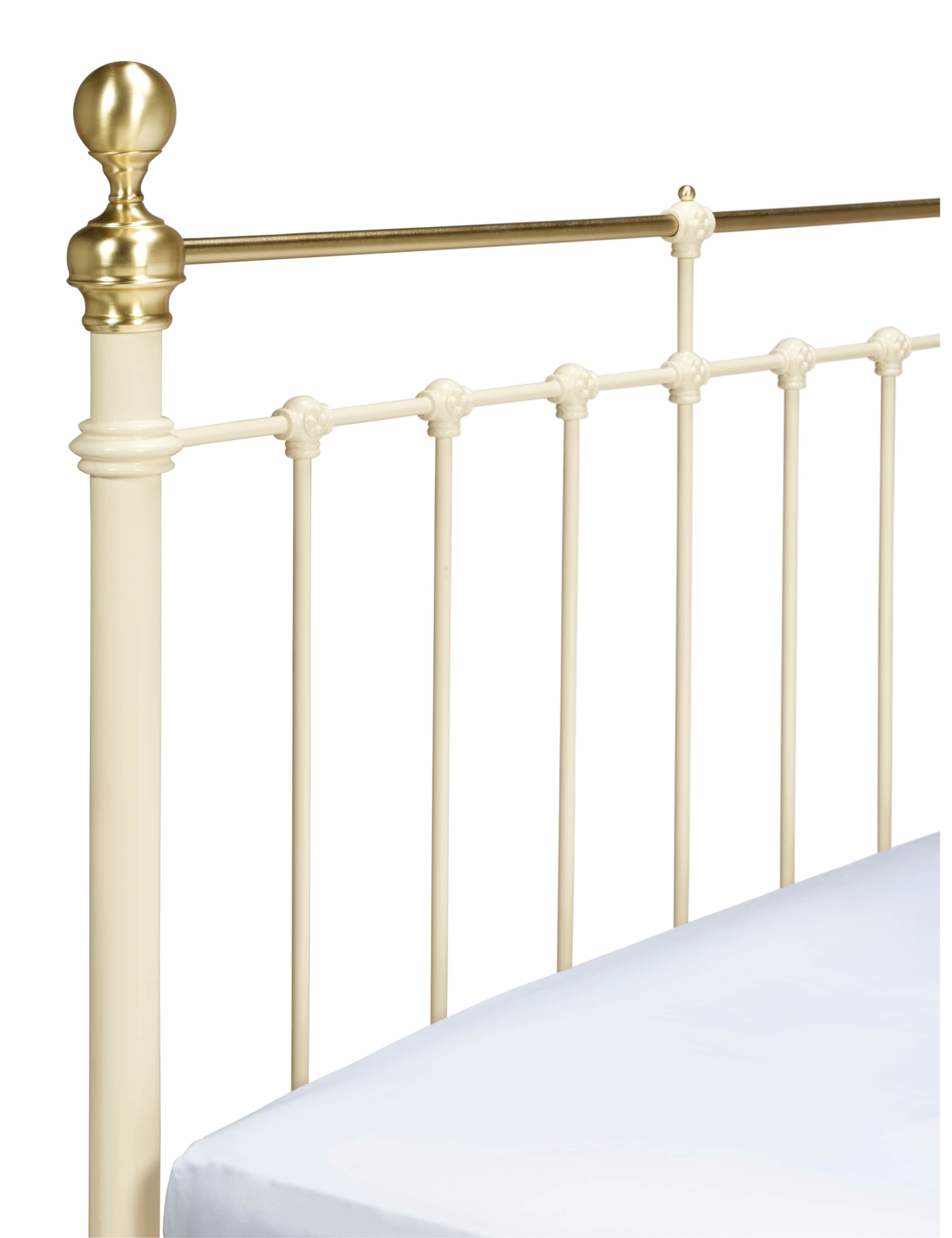 Metal Bedstead Decorative Joints Antique style metal bed