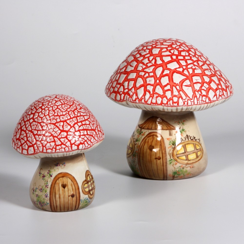 Mushroom Figurine: Fairy House Details Cracked Cap Pattern