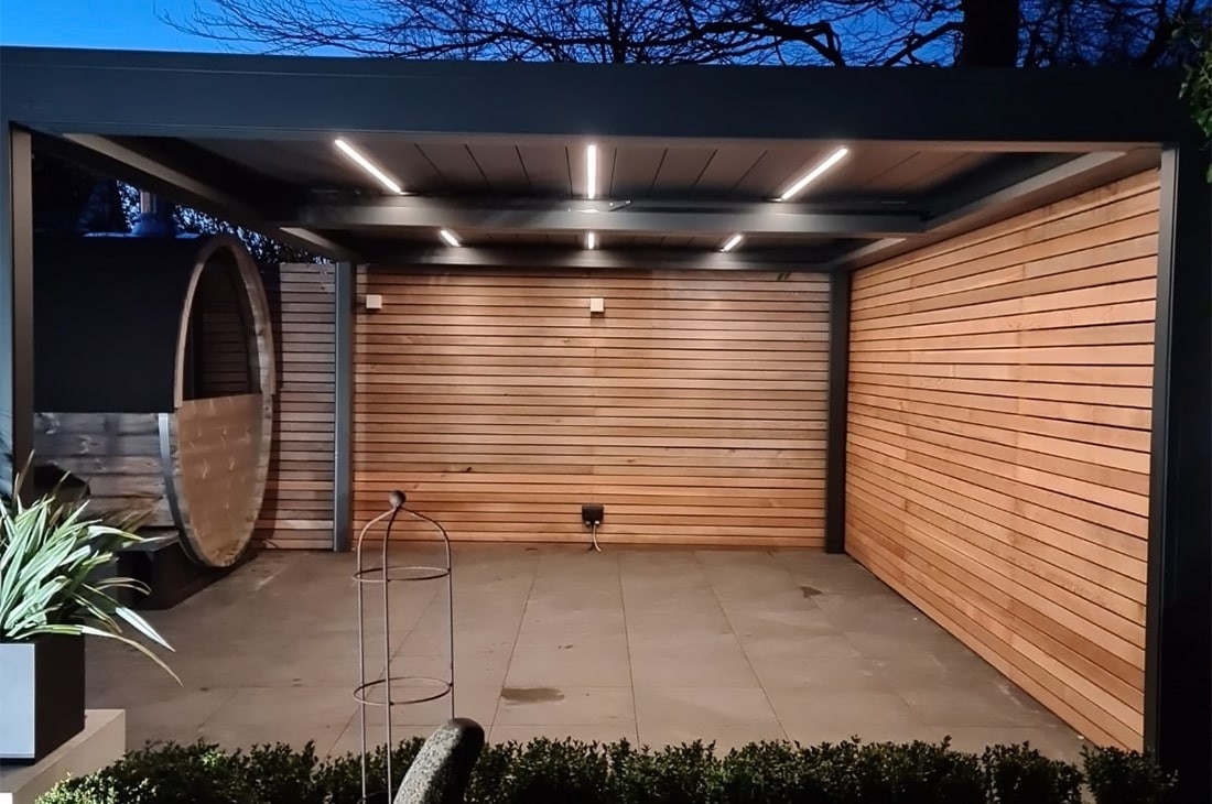 Patio Canopy with Matte Black Frame and Horizontal Wood Slats