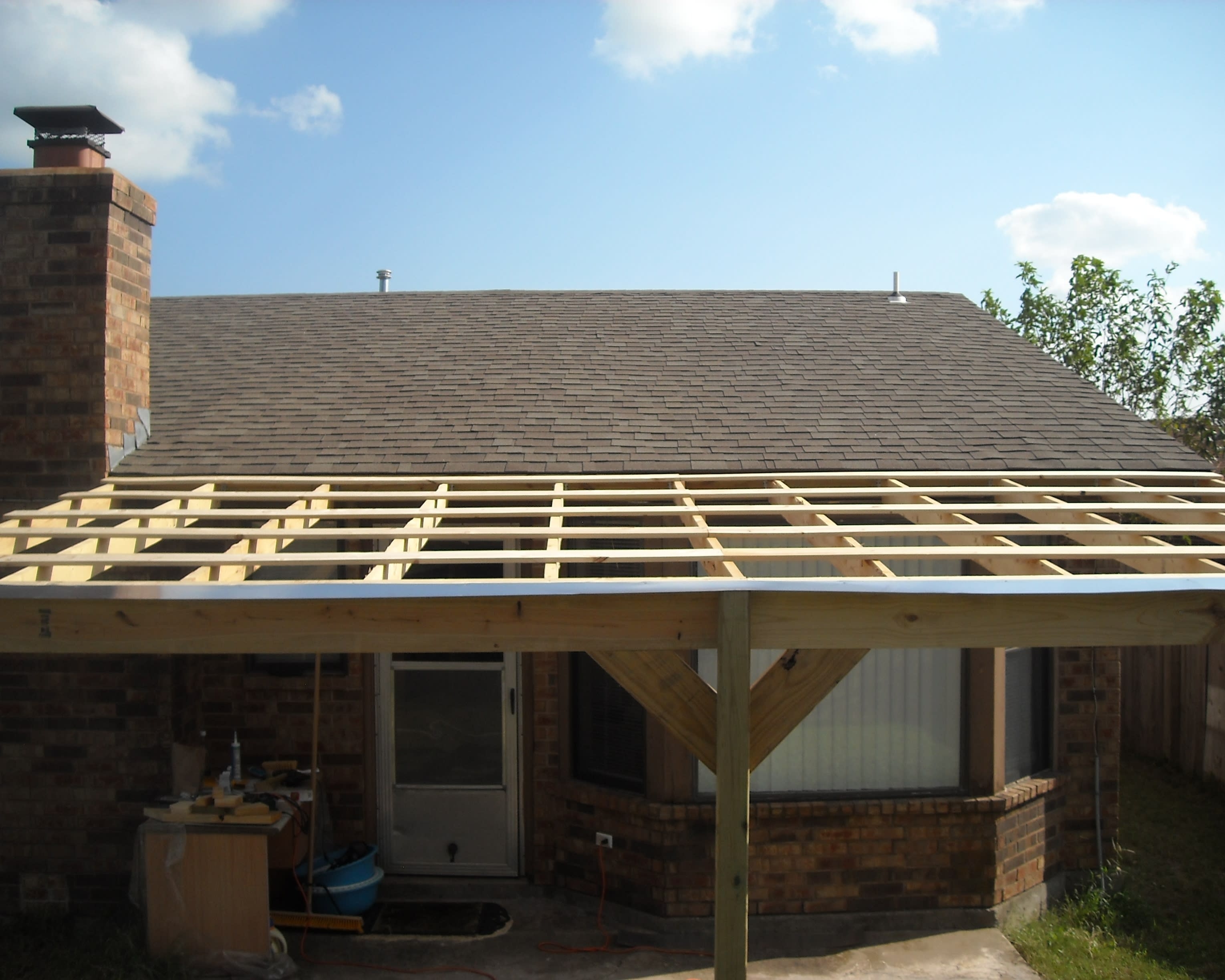 Patio Cover: Unfinished Wood DIY Timber Patio Frame