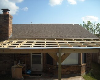 Patio Cover: Unfinished Wood DIY Timber Patio Frame