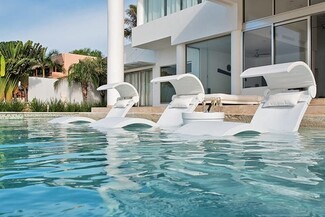 Pool Lounge Chair: Wide Footprint Baja Shelf Chairs