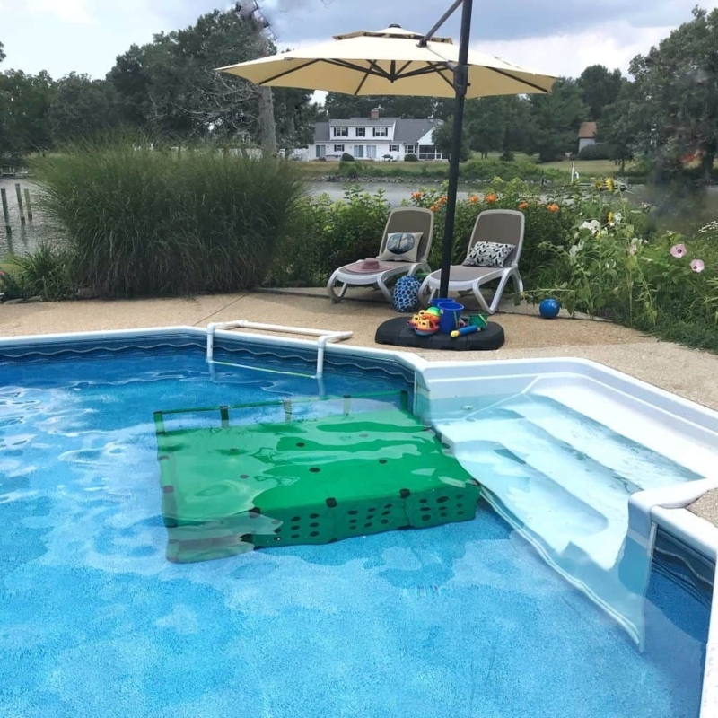 Pool Platform Emerald Green Perforated Surface Ledge