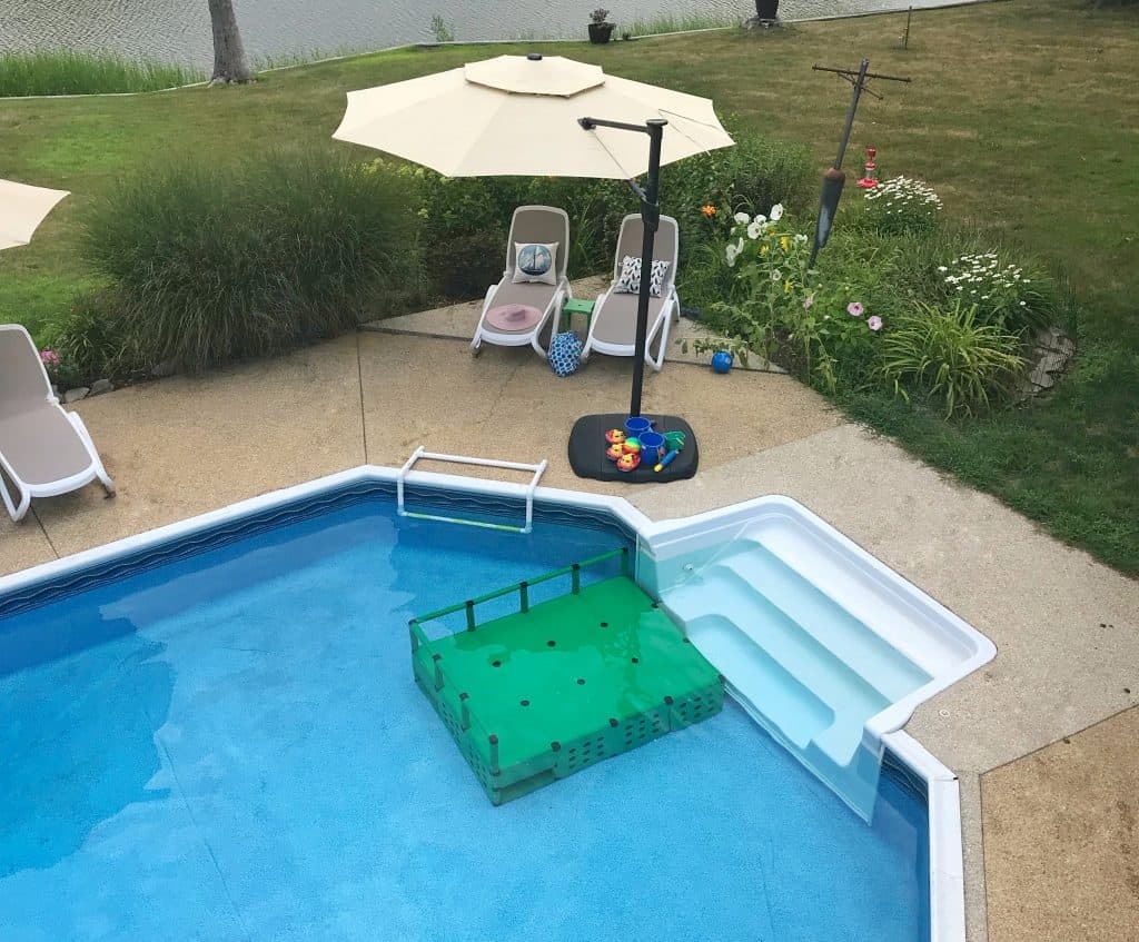 Pool Platform Leaf Green Submerged Access Entry Deck