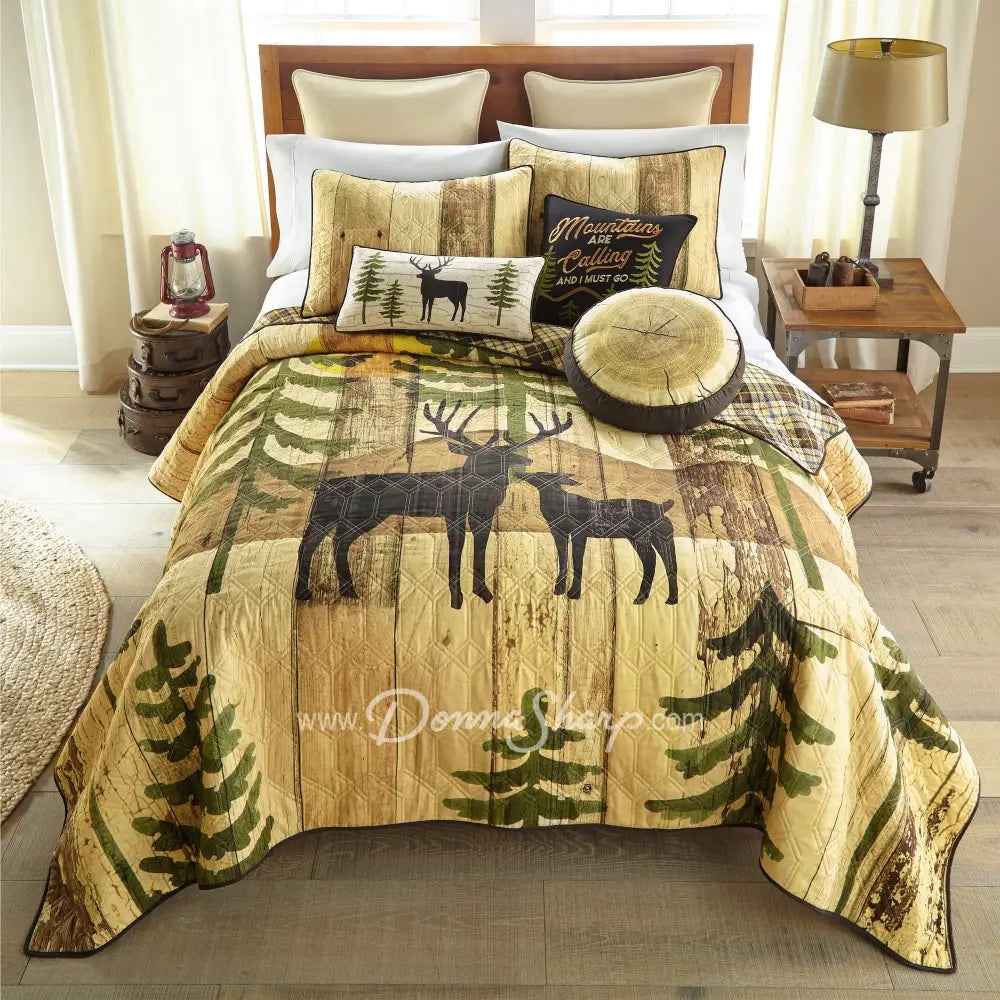 Quilt Set: Distressed Wood Grain Print and Log Accent Pillow
