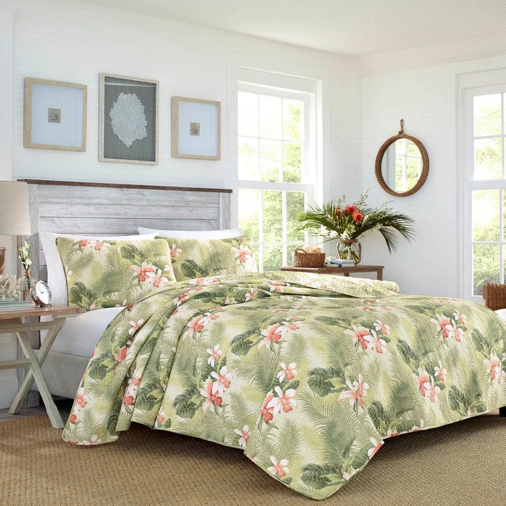 Quilt Set with Botanical Orchid Print and Whitewashed Wood