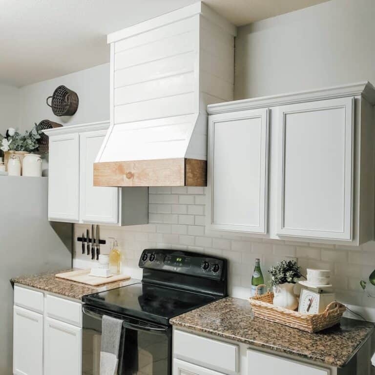 Range Hood Shiplap Planking: Shiplap Range Hood Ideas
