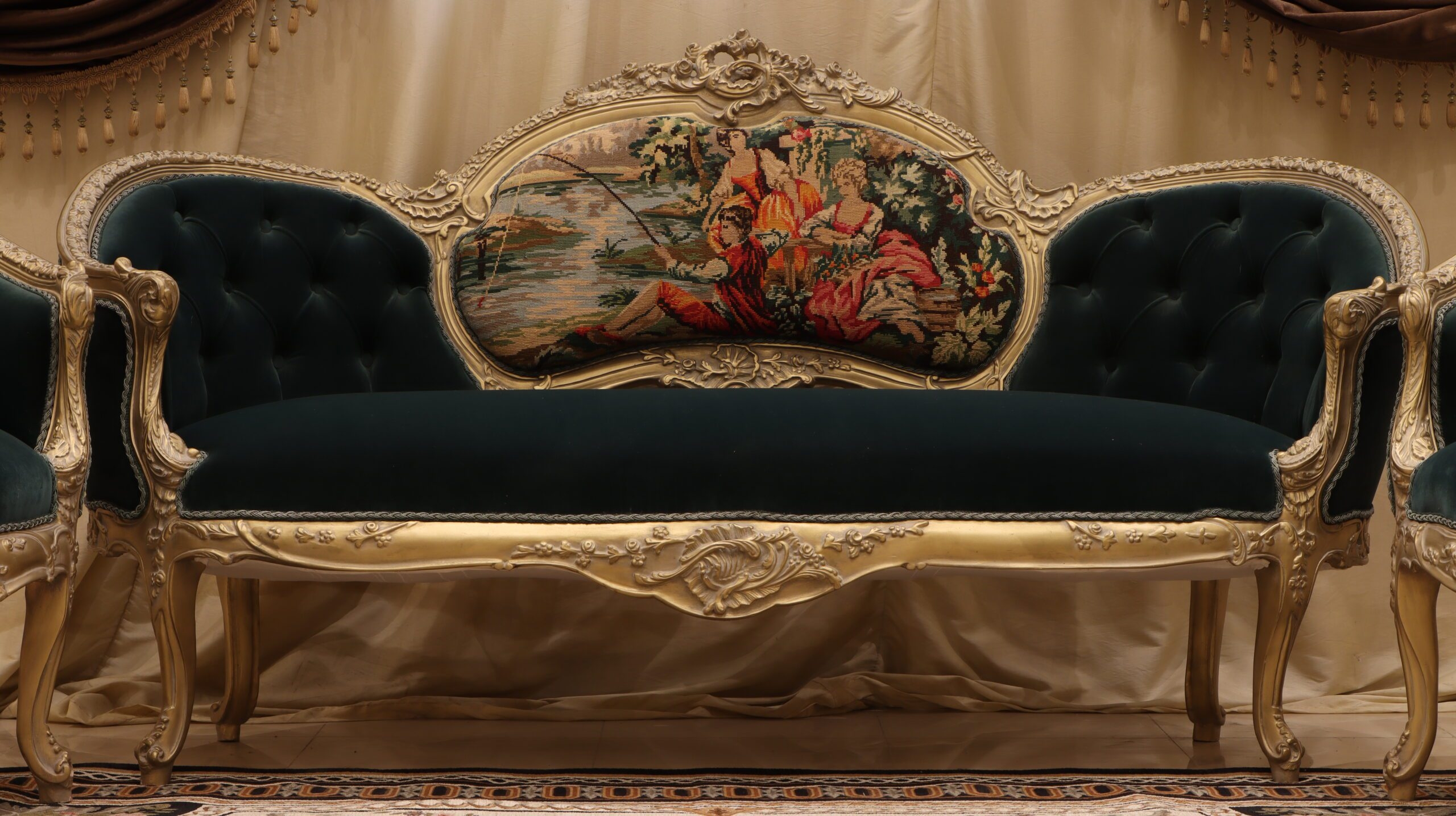 Settee Forest Velvet Tapestry Back Panel Gilded