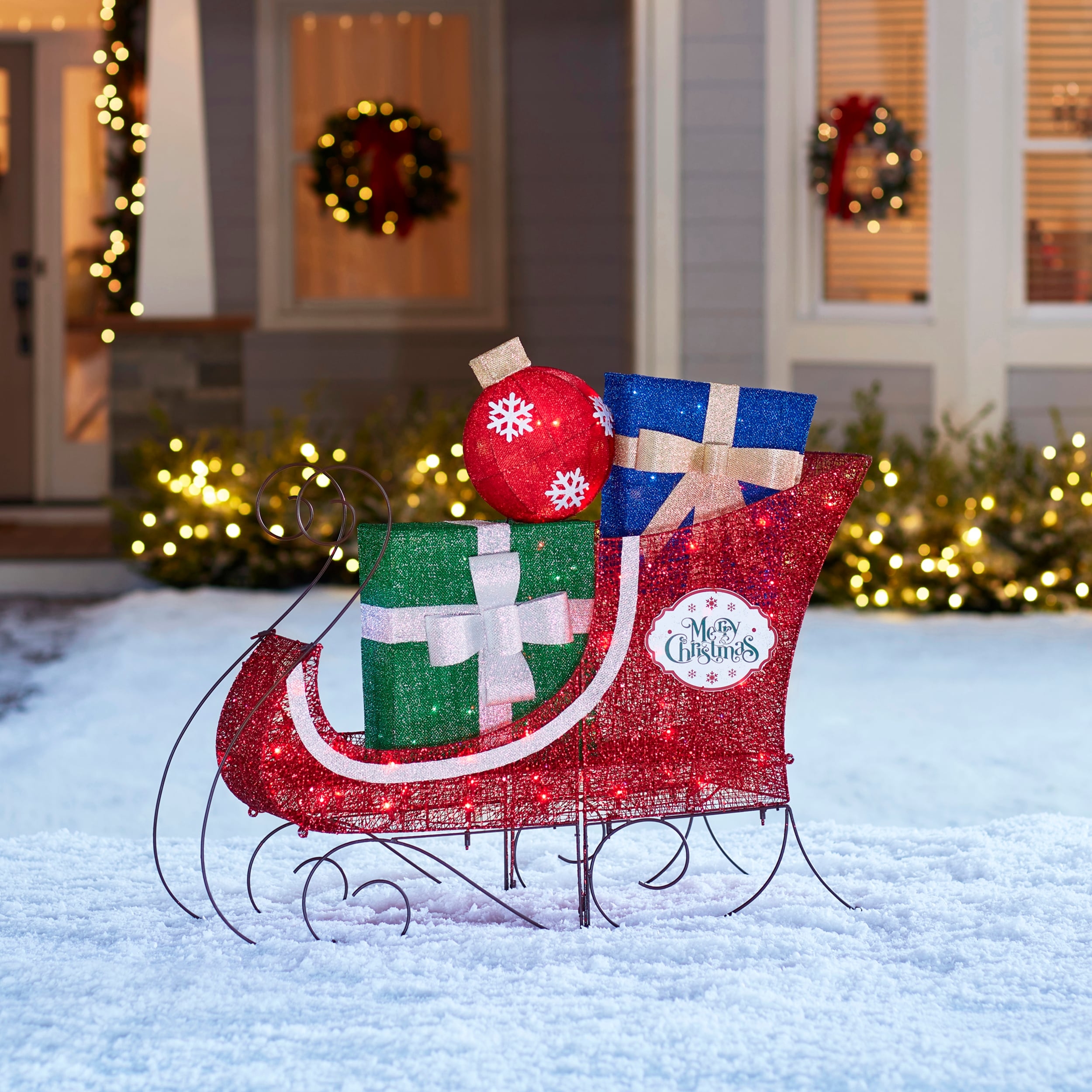 Sleigh Decoration: Internal Lights Pre-Lit Christmas Yard Decor