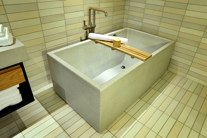 Soaking Tub built in Rectangular Form with Deep Basin