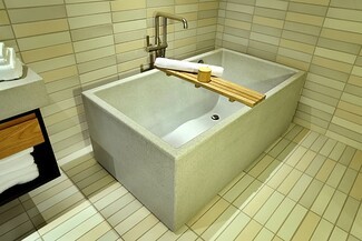 Soaking Tub built in Rectangular Form with Deep Basin