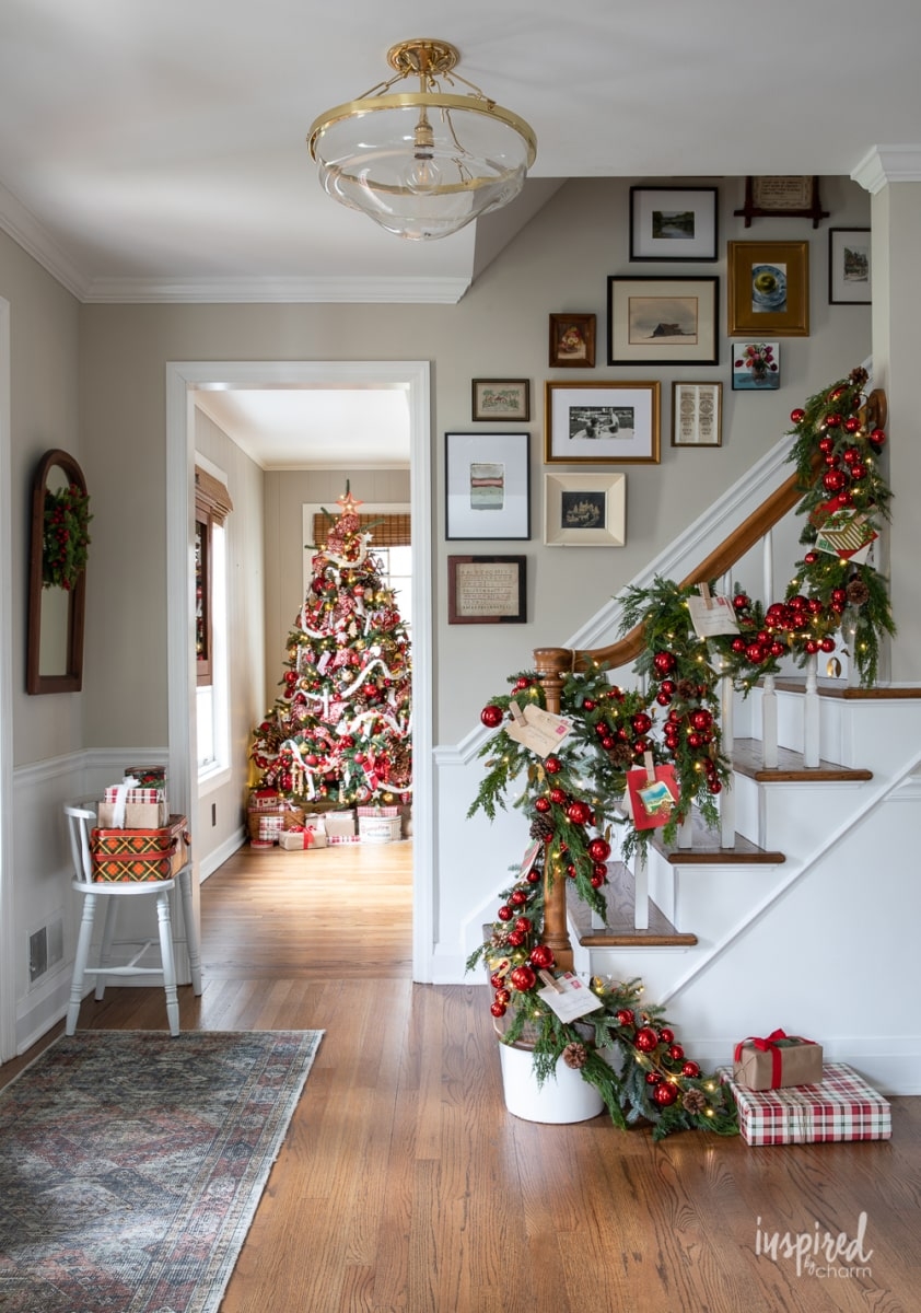 Staircase Garland with Greeting Card Clips and White Bucket