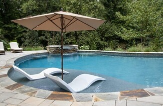 Sun Shelf: Sun Shelf Umbrella Submerged Tanning Set
