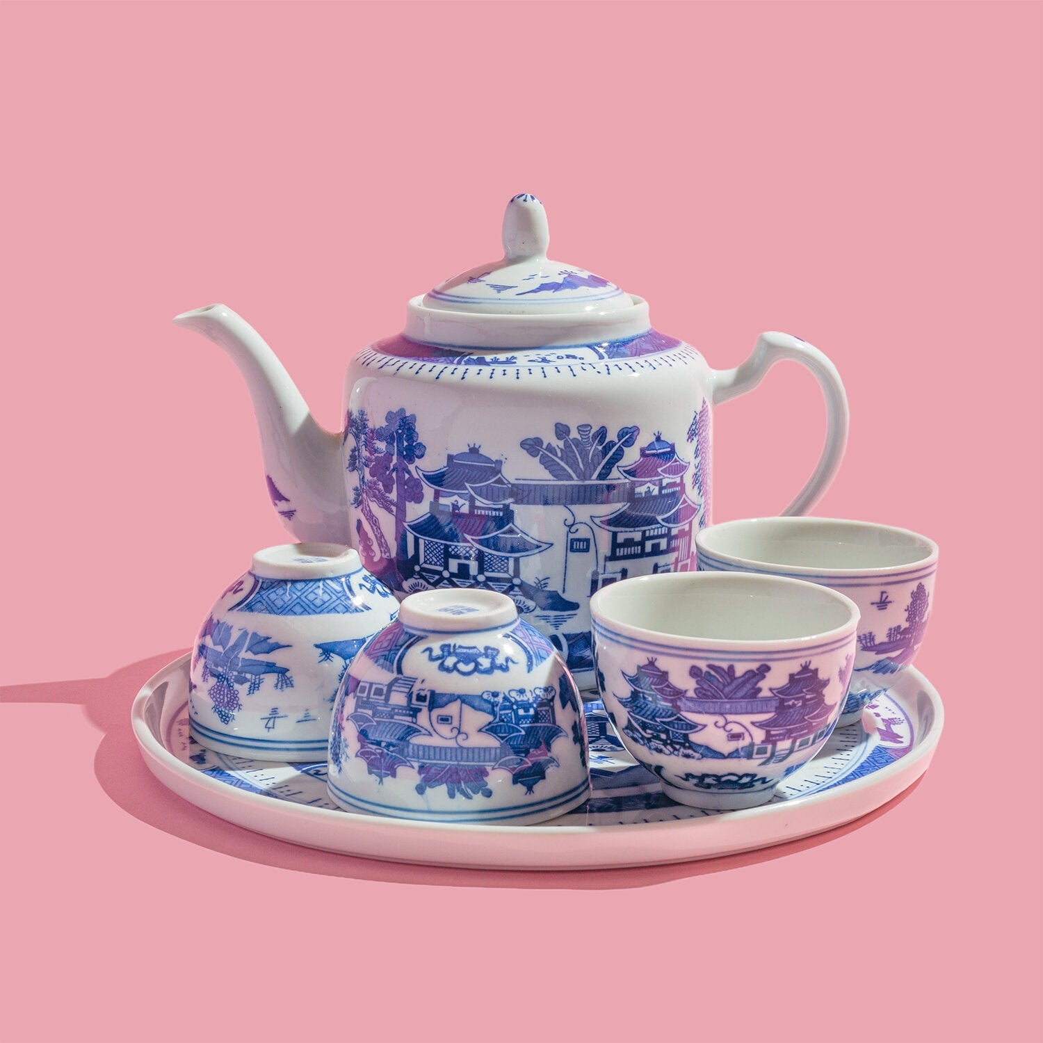 Tea Set with Dual Tone Pattern and Lilac Porcelain