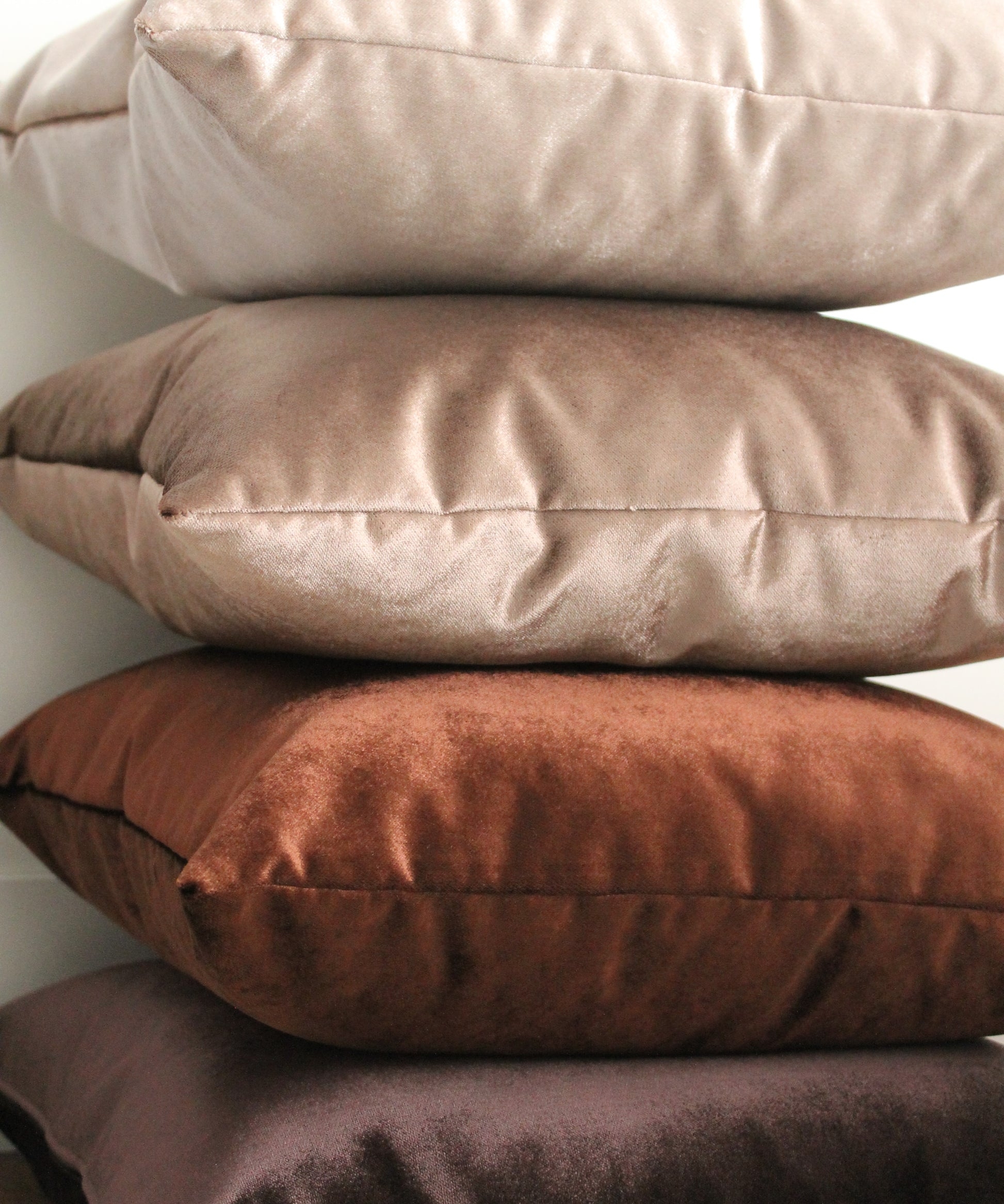Throw Pillow Cover: Lustrous Finish Coffee Velvet Decor