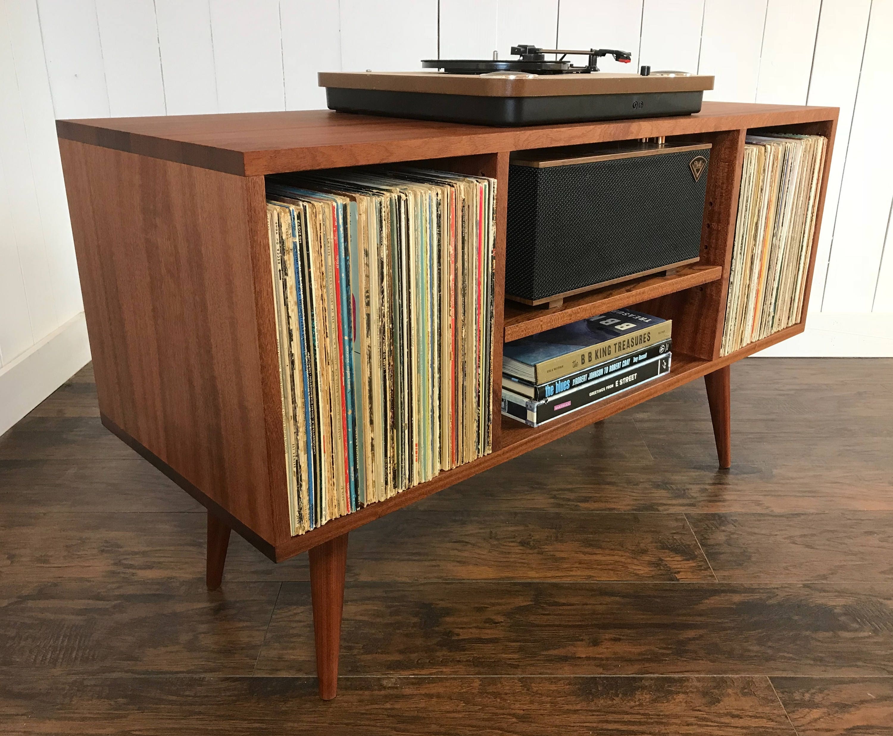 Vinyl Player Console