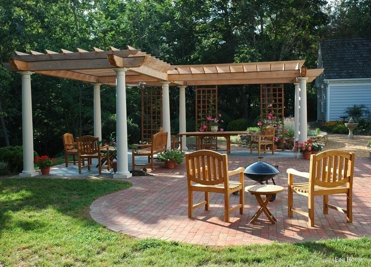 Tuscan L-Shaped Pergola Structure with Classical Columns