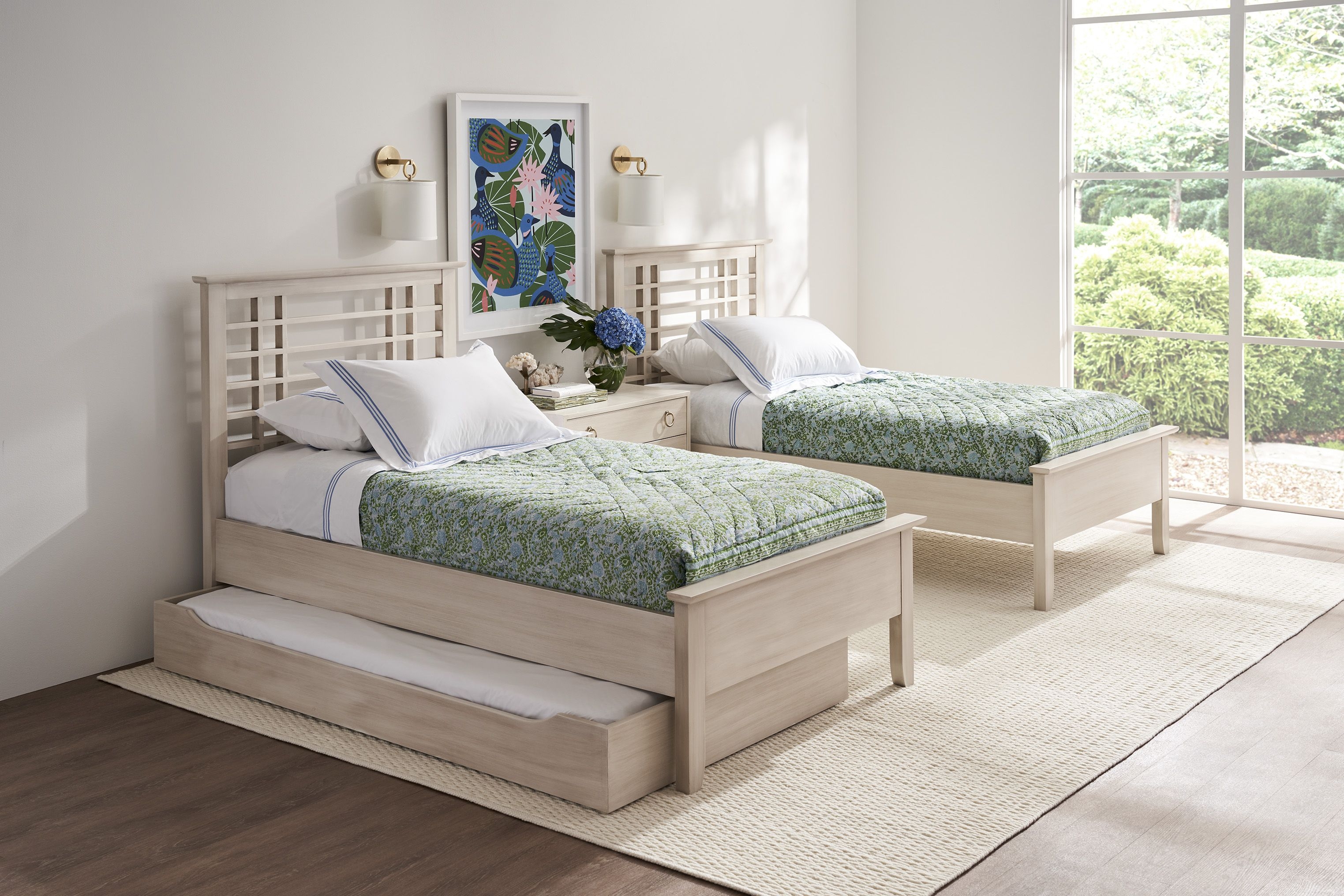 Twin Bed Whitewashed Wood Lattice Headboard Pull Out Trundle