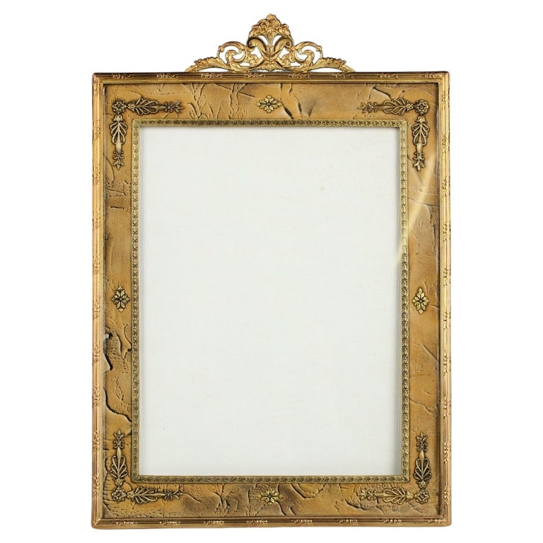 Victorian Frame: Ornate Crest and Hammered Brass Detail