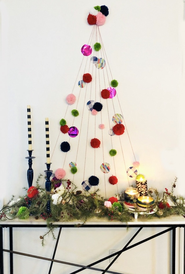 Wall Christmas Tree: Geometric Base String Art Christmas Tree