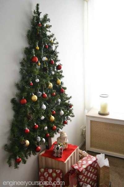 Wall Mounted Christmas Tree: Flat Back Renter Friendly Tree