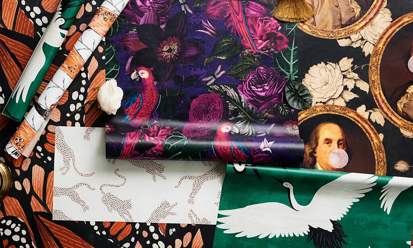 Wallpaper Parrot Floral Print Moody Maximalist Art
