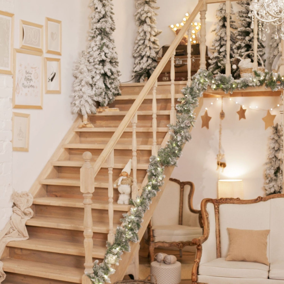 Wooden Staircase with Heavily Flocked Texture and Lights