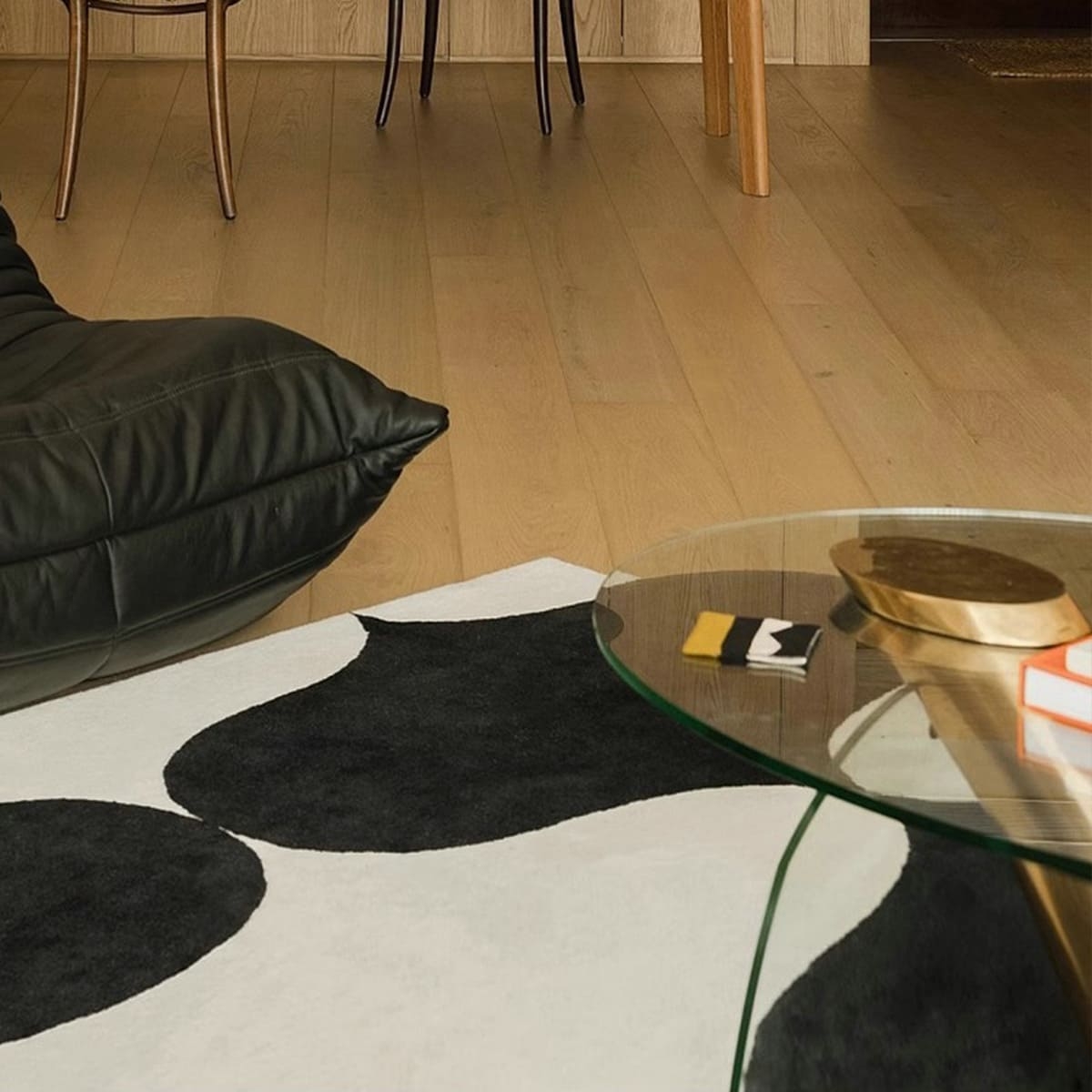 Area Rug High Contrast Irregular Geometric Hand-Cut Pattern