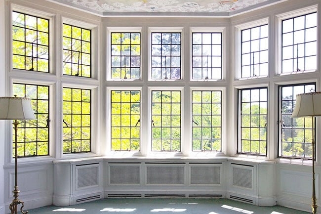 Bay Window - Integrated Radiator Covers With Lattice Panes Wainscot
