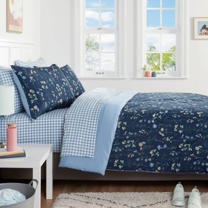 Bedding Set Reversible Floral Gingham and Floral Sheets