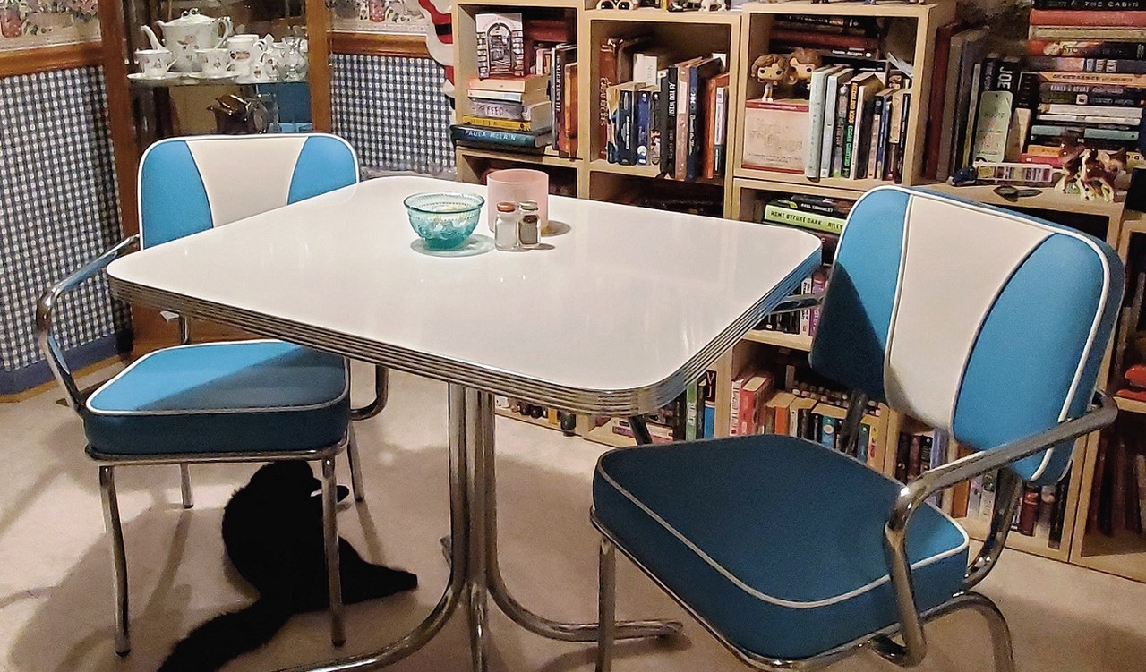 Bistro Set with V-back Design and Retro Diner Kitchen Set
