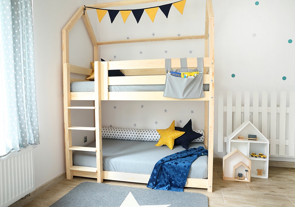 Bunk Bed Star Patterns Decor and House Shaped Frame