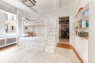 Bunk Bed: White Storage Stairs with Plywood Edges Design