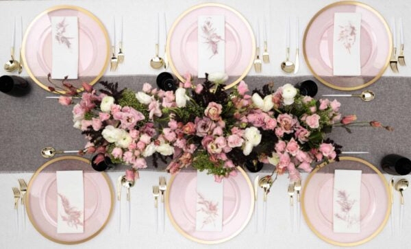 Charger Plate: Pink Gold Rim Lush Floral Arrangement