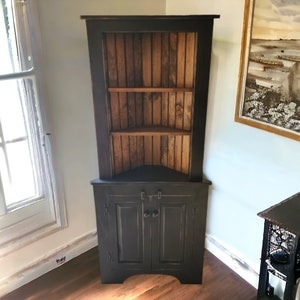 Corner Hutch: Distressed Black Wood Beadboard Back Display