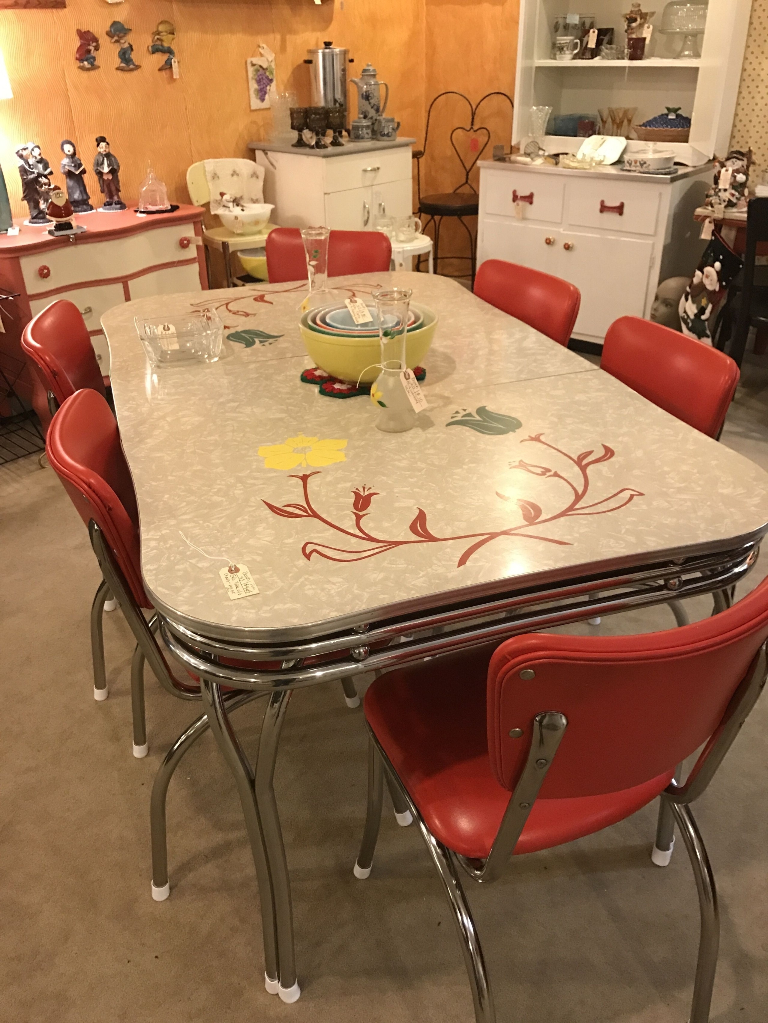 Dining Set featuring Floral Motif Top and Chrome Dining Set