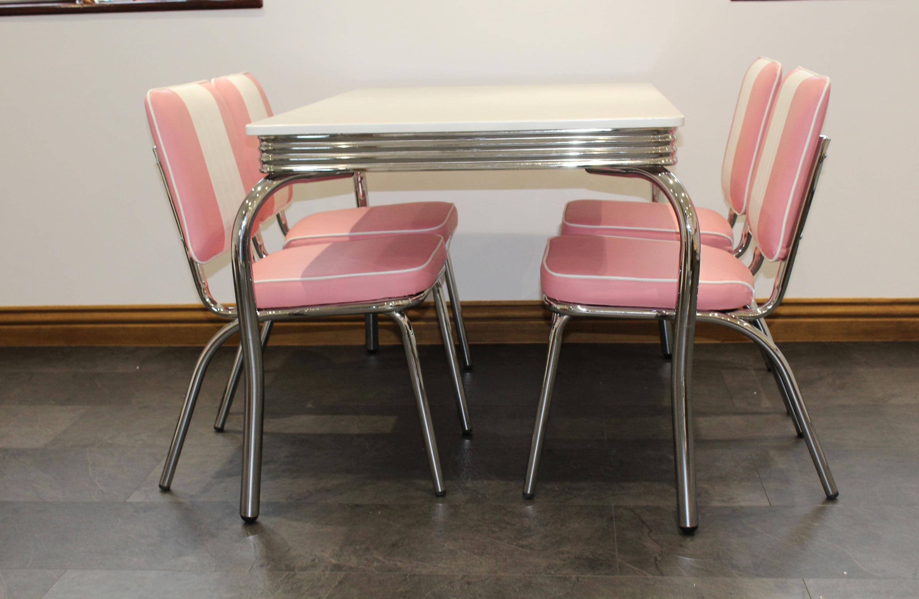 Retro Kitchen Table Chairs