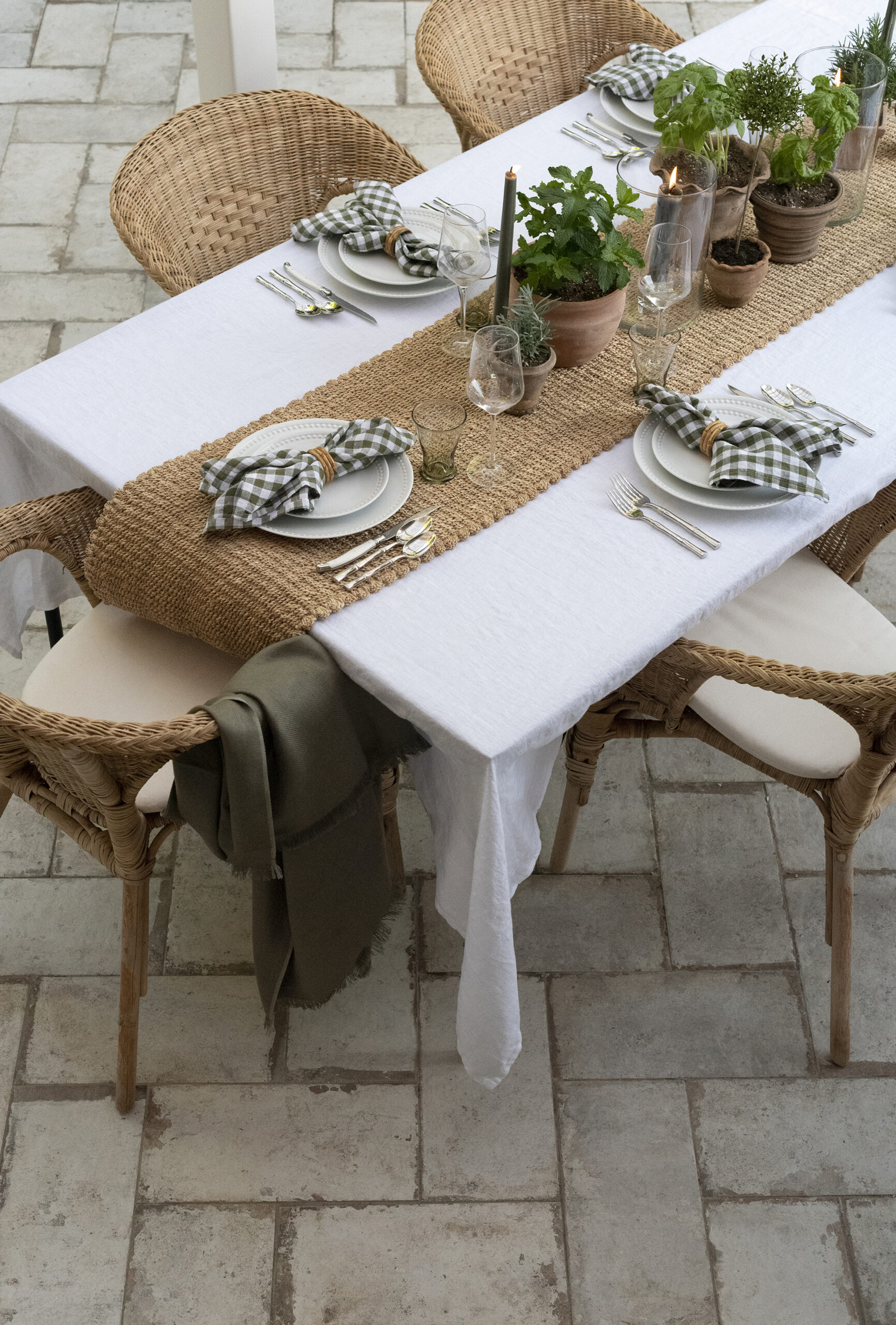Dining Table Set: Textured Jute Sage Gingham Decor