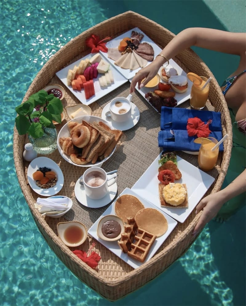 Floating Pool Tray Beige Heart Shape Woven PE Rattan