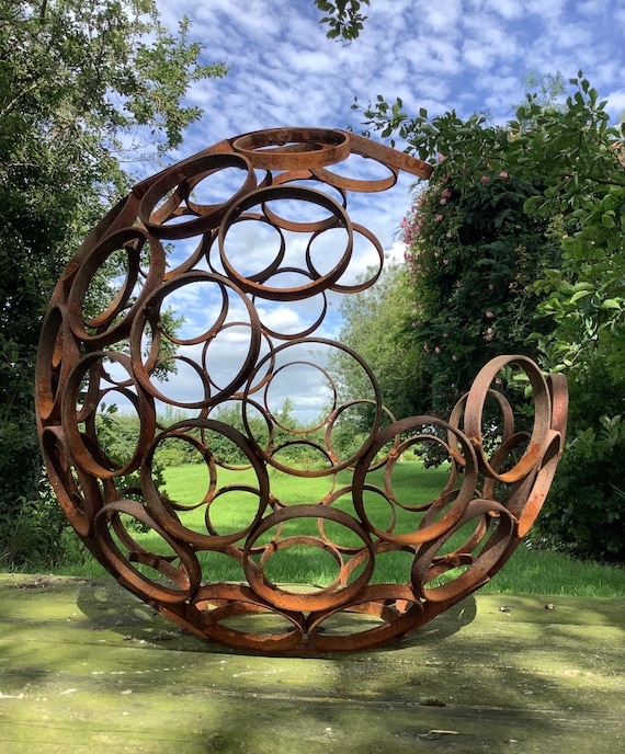 Garden Sculpture Overlapping Rings Oxidized Metal Outdoor Art