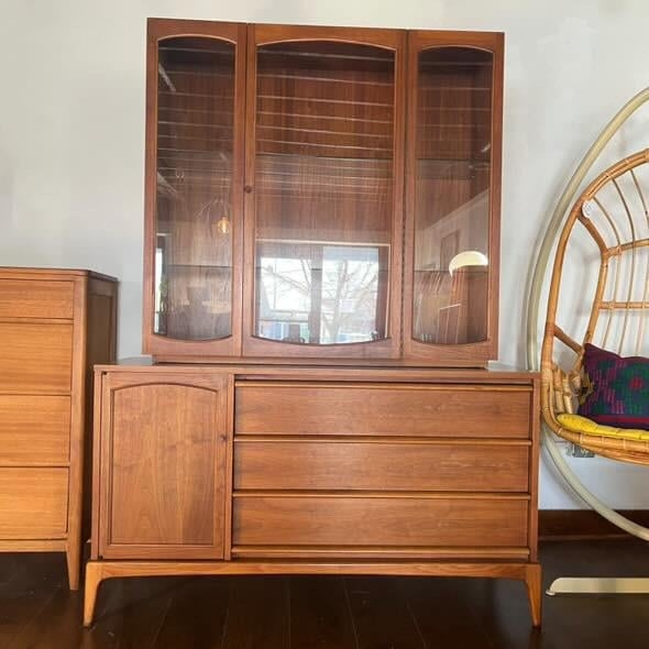 Hutch Sideboard | Arched Glass Doors | MCM Tapered Leg Sideboard