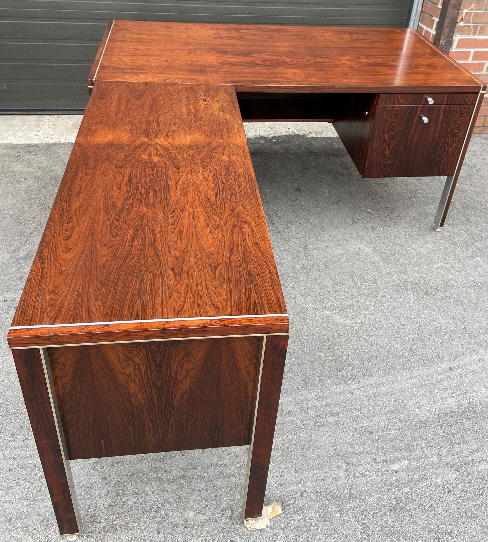 L-Shaped Desk Rosewood Wood Inlay Book-Matched Veneer Desk