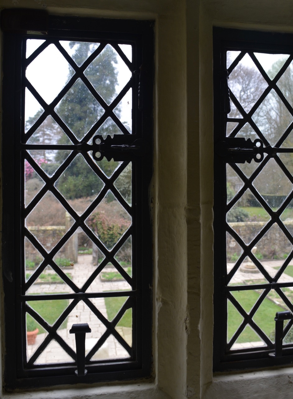 Lattice Window - Tudor Style Stone Mullions With Decorative Latches
