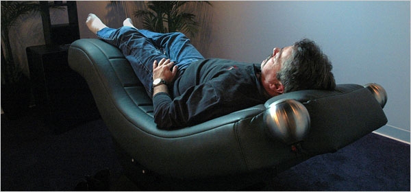 Lounge Chair Side Spheres Contemporary S-Curve Recliner