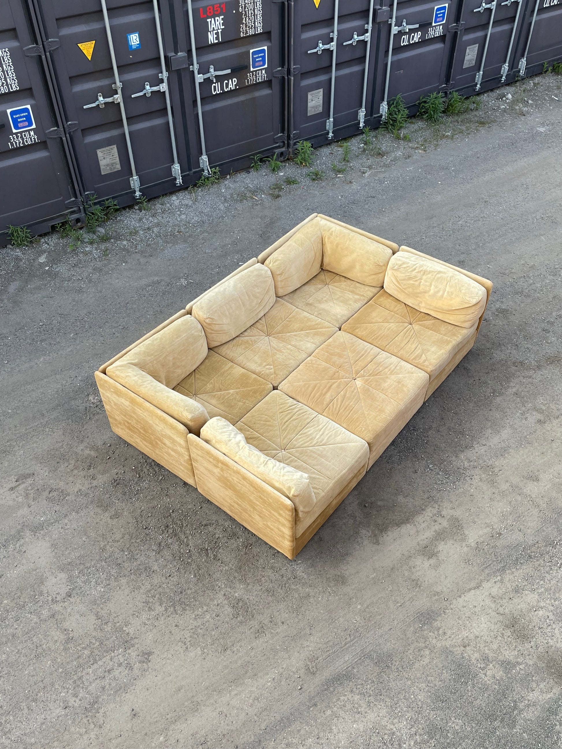 Modular Sofa Honey Gold Radial Tufting Pit Seating